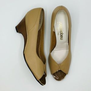 Vintage 1972 California Magdesians Wedges